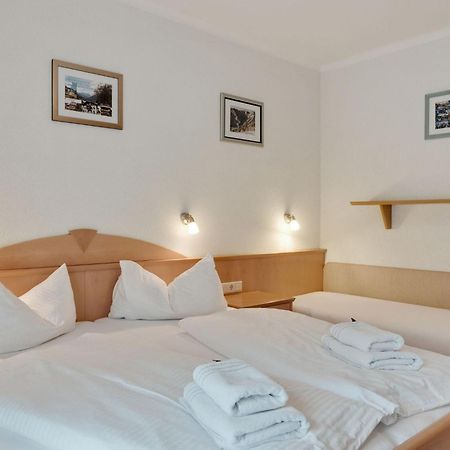 Beautiful Apartment In Zell Am See Near Ski Area Екстер'єр фото