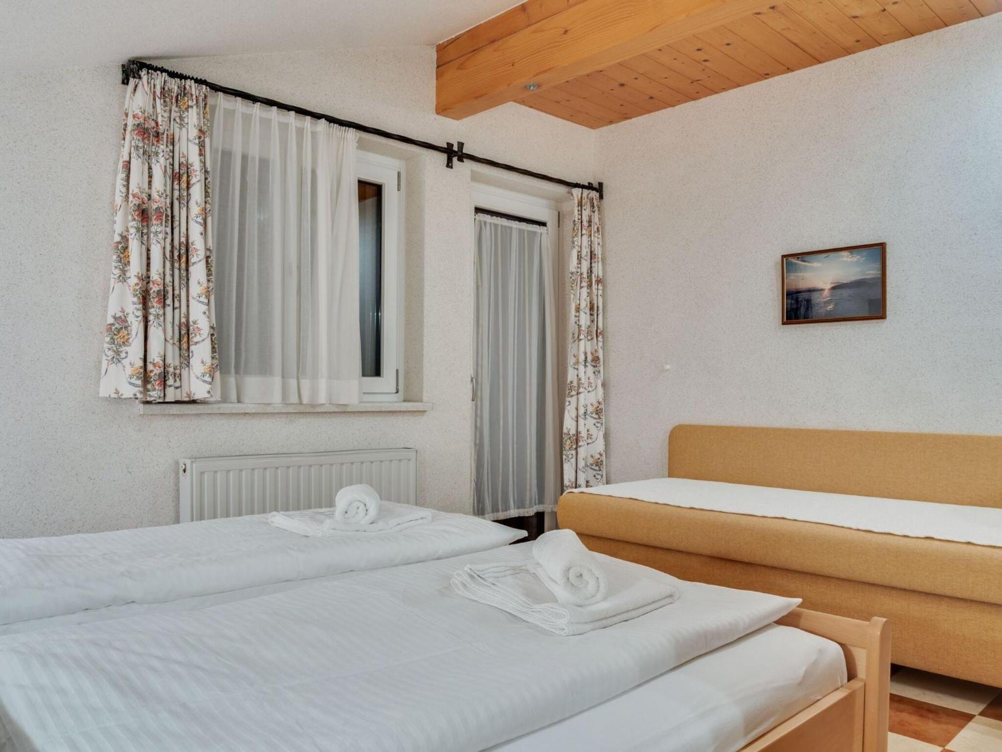 Beautiful Apartment In Zell Am See Near Ski Area Екстер'єр фото