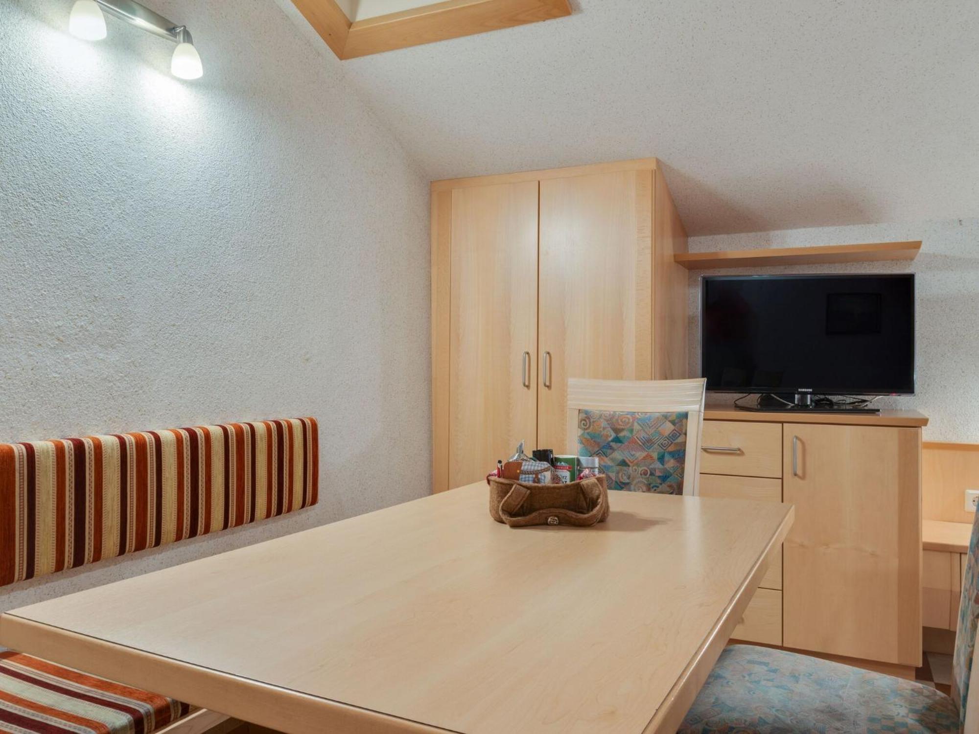 Beautiful Apartment In Zell Am See Near Ski Area Екстер'єр фото