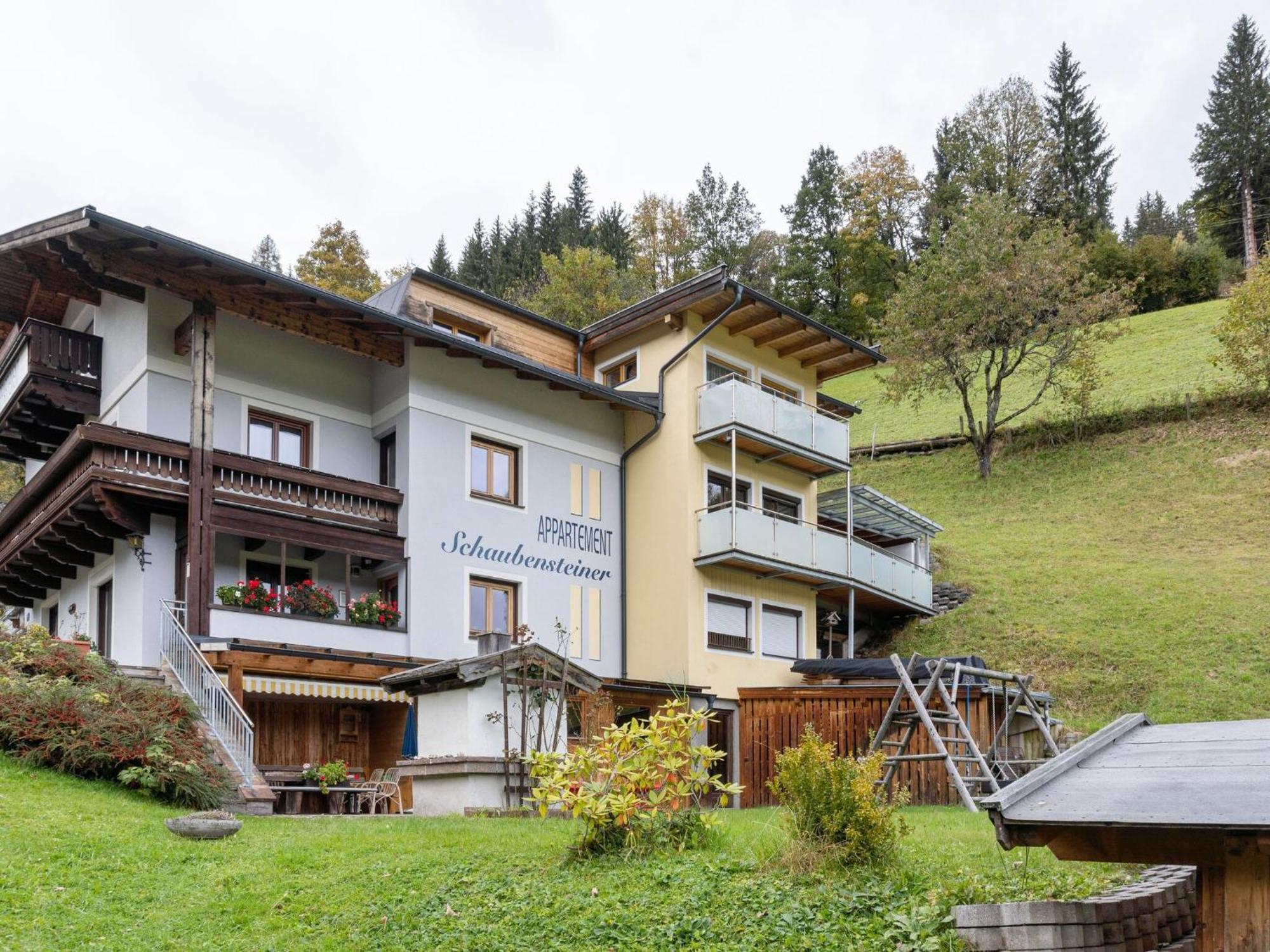 Beautiful Apartment In Zell Am See Near Ski Area Екстер'єр фото
